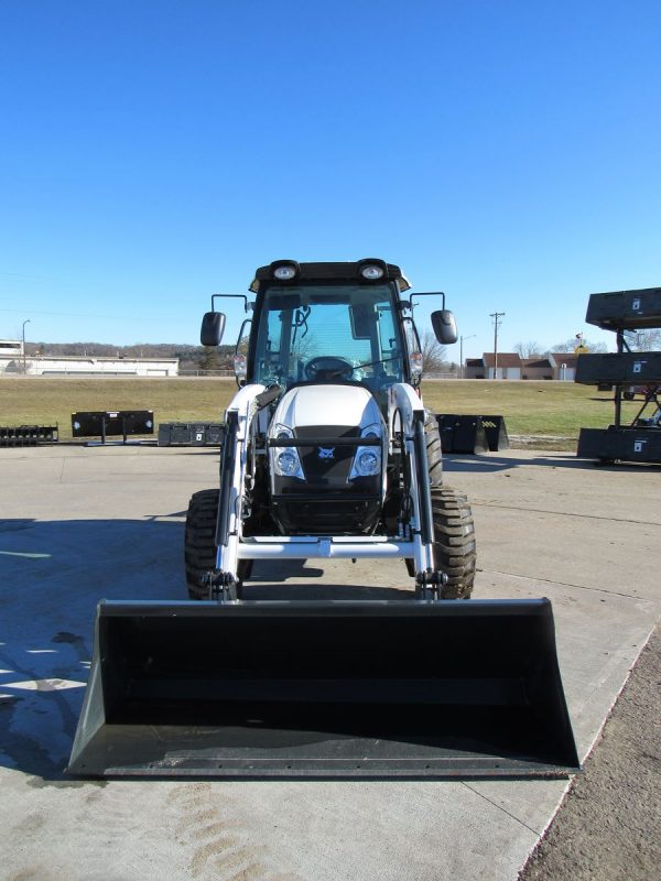 Compact Tractor (Bobcat)