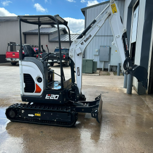 Mini Excavator (Bobcat) RENTAL