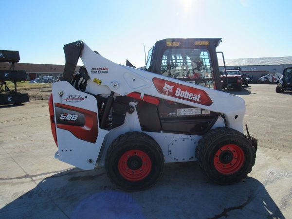 Skid Steer (Bobcat)