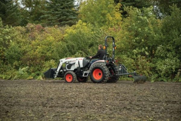 Compact Tractor (Bobcat)